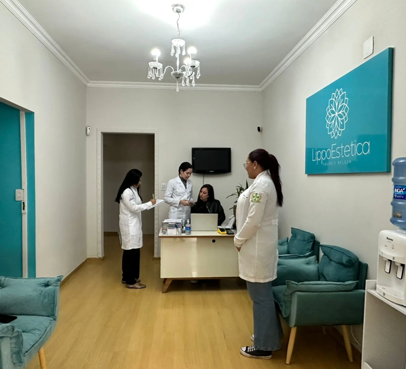 Equipe Lippo Estética Contagem na recepção